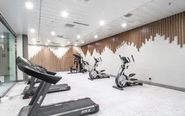 Changbai Mountain Wanda Yue Loft Hot Spring Hotel (Tourism Service Center of West Changbai Mountain)