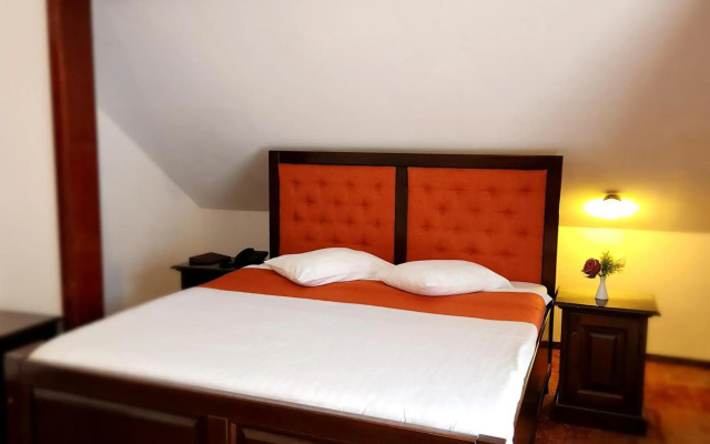 Hotel Piatra Mare