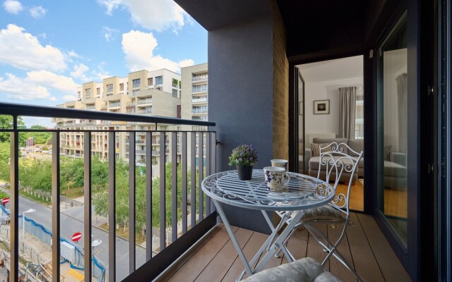 Walo?ska 16 by Renters Prestige