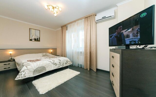 Luxrent Apartments on Lesi Ukrainki - Kiev