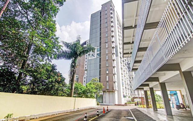 OYO 90330 Sultan Premiere Easton Park