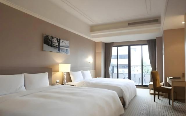 Justwin Grand Hotel