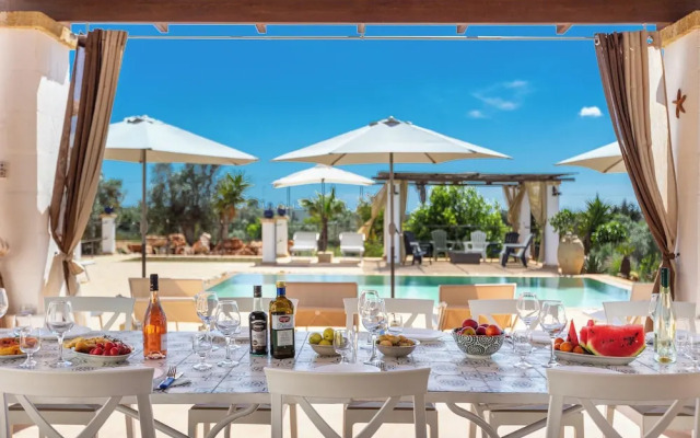 3769 Tenuta La Cornola by Barbarhouse