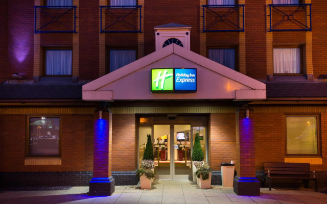 Holiday Inn Express Stoke On Trent by IHG