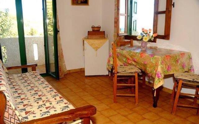 Kostas Apartments
