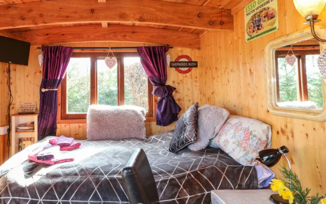Packhorse Shepherds Hut