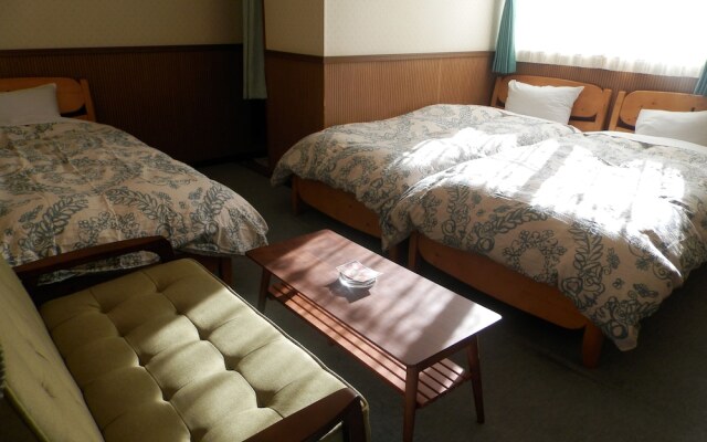 Natural House Pure 21