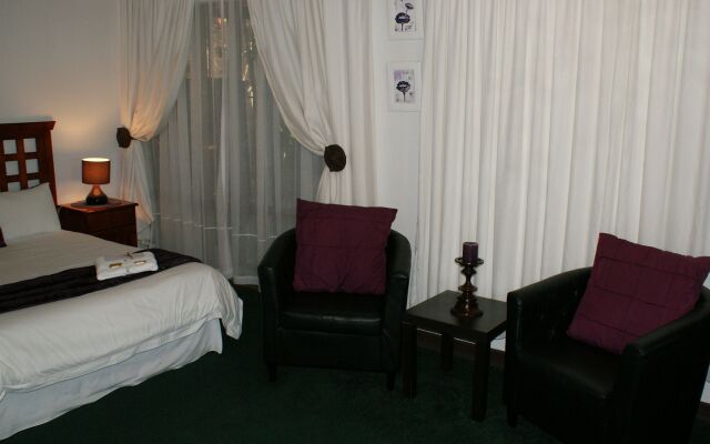 Ndiza Lodge & Cabanas
