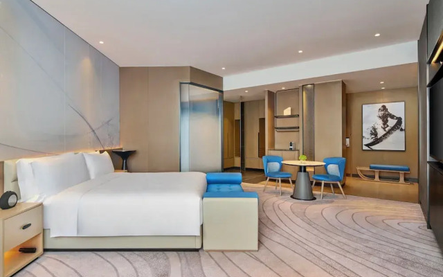 Crowne Plaza Shanghai Snow World by IHG