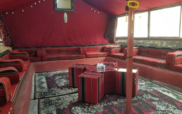 Dana Moon Hotel