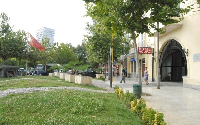 Hotel Relax City Center