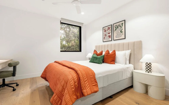 Hall St Apartments by Urban Rest