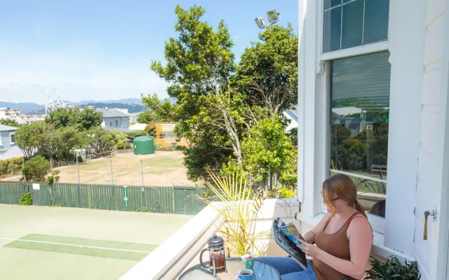 The Dwellington Hostel