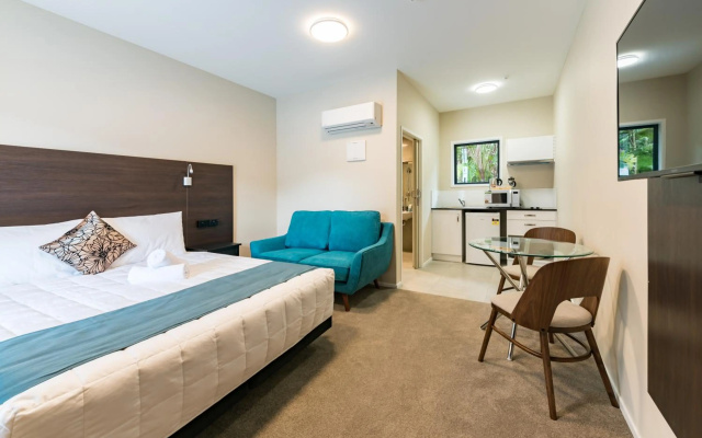Dolphin Motel – Guest Rooms – Paihia