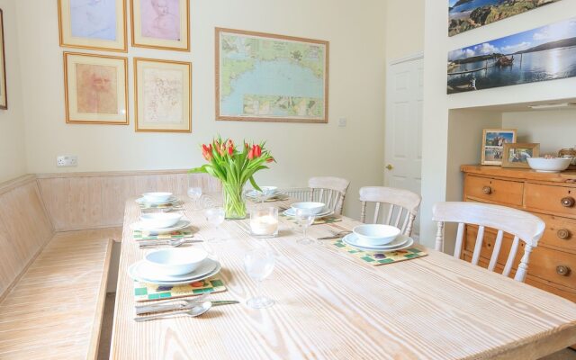 1 Holmleigh