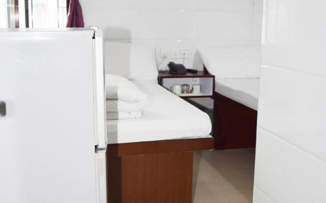 Pay Less Guest House