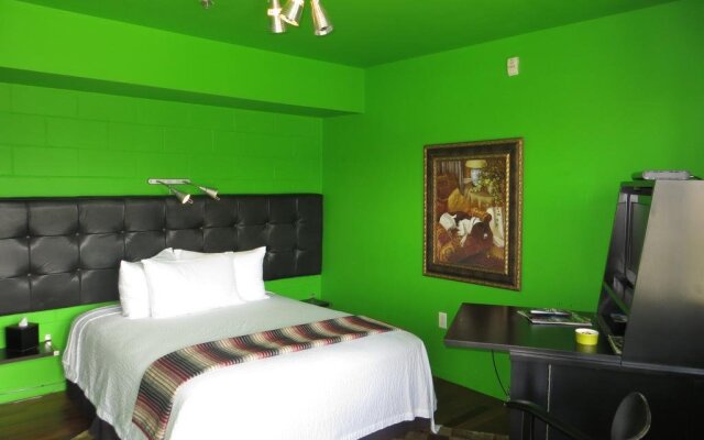 The Greens Hotel - Del Paso Blvd