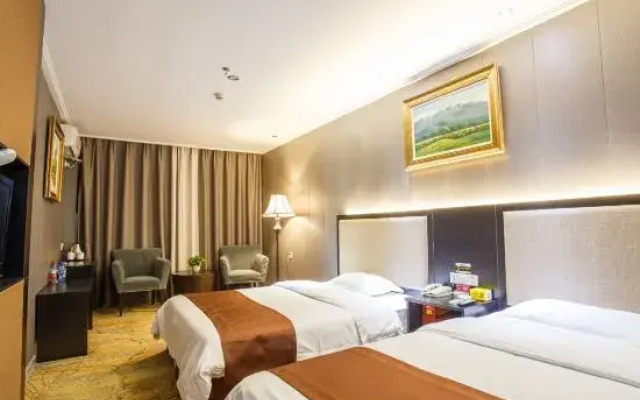 Shunhe Hotel (Xinyang Pingqiao Liugaolibao Plaza Branch)