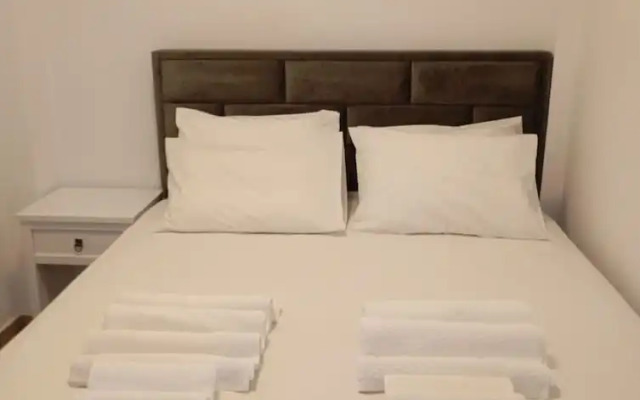 Ifestia House