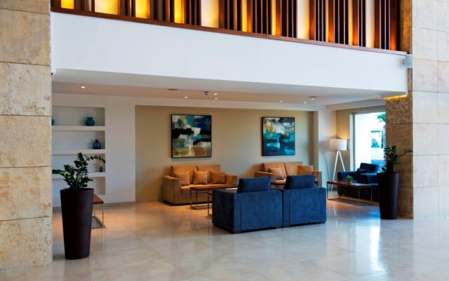 Salini Resort