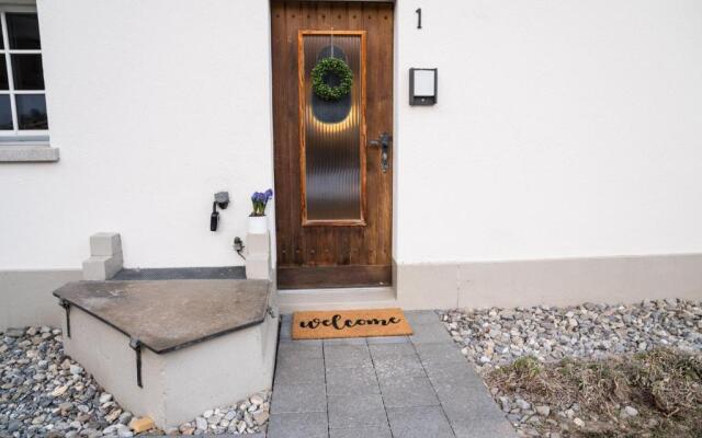 Chalet Spitzhorn - Your Peak Getaway - Private Terrasse & gratis Parkplatz