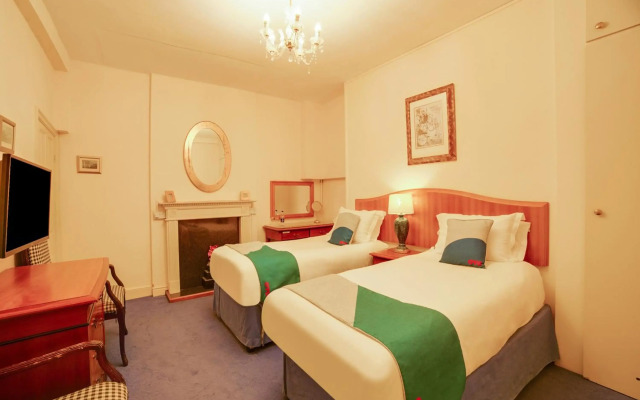 OYO Bailbrook Lodge, Bath