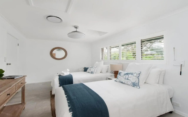 Seaside Sanctuary - Waterfront Luxury Home with Heated Pool