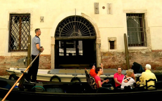 Ca' Foscolo Residence