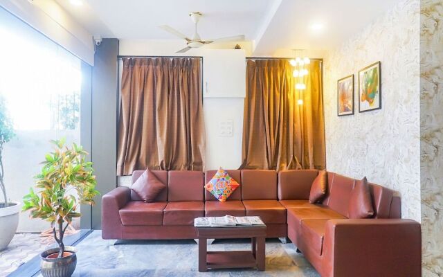 OYO 15741 Z Inn