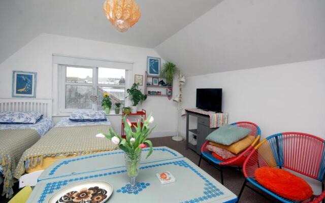 Enjoy Ventnor 2, Pier Street, Wightlink offer