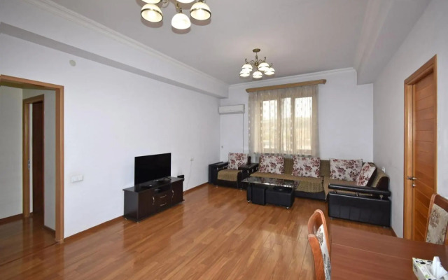 Argishti Street, 2 bedrooms Comfortable apartment GL152