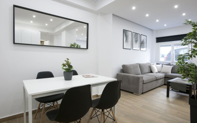 B Koukaki A Modern Studio