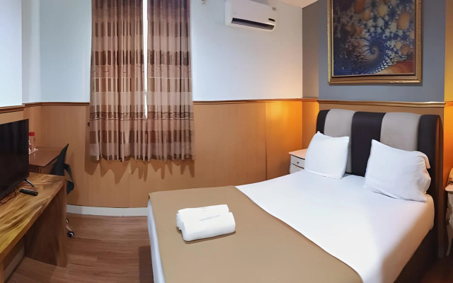 Grand Batik Inn