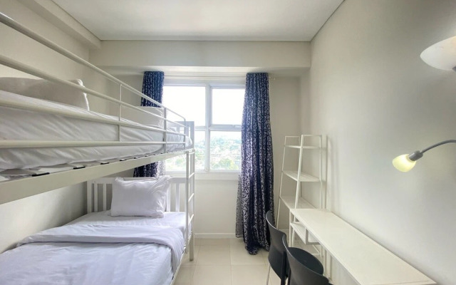 Serene 1Br Apartment At Parahyangan Residence