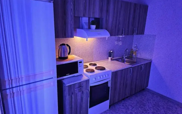 Апартаменты Суточно на улице 45-й Стрелковой Дивизии, д. 259/1