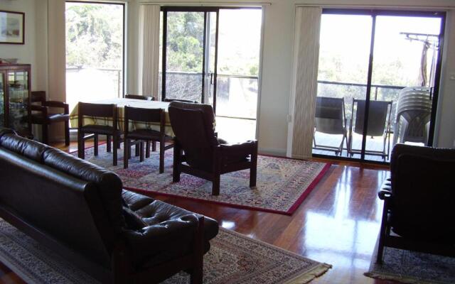 Strathmore Lodge