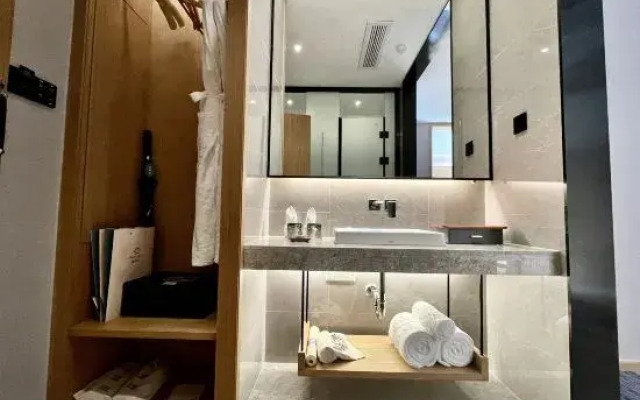 Delight Hotel Lotus Courtyard