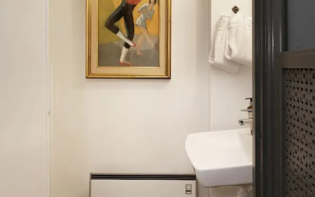 Collectors Victory Apartments