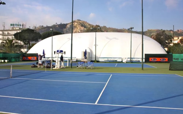 Tennis