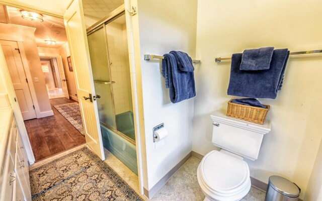 Pebble Garden Retreat