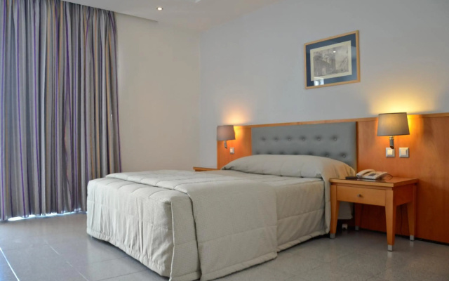 Athena Hotel