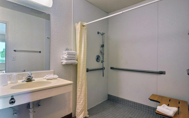 Motel 6 Tumwater, WA - Olympia