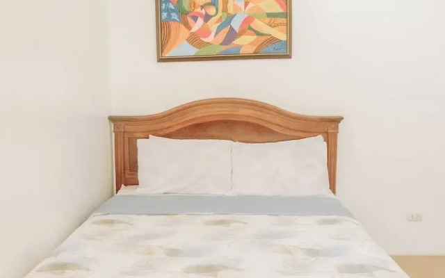 Spacious 1 Bedroom With a View