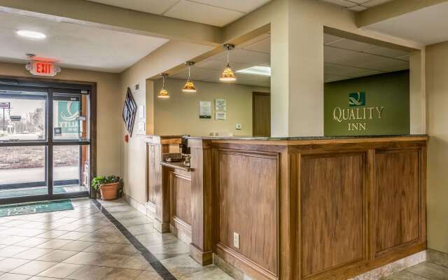 Quality Inn I-74 Batesville