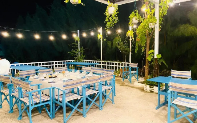 Rubeach Hotel & Resort