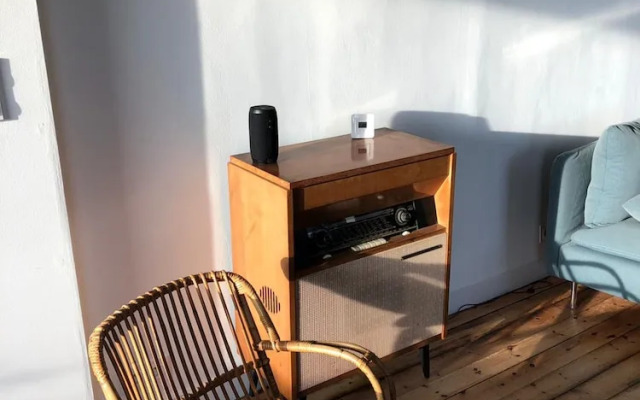 Superb sea View / Private Beach Access