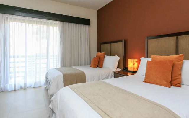 Aldea Thai 2212 2 Bedrooms by RedAwning