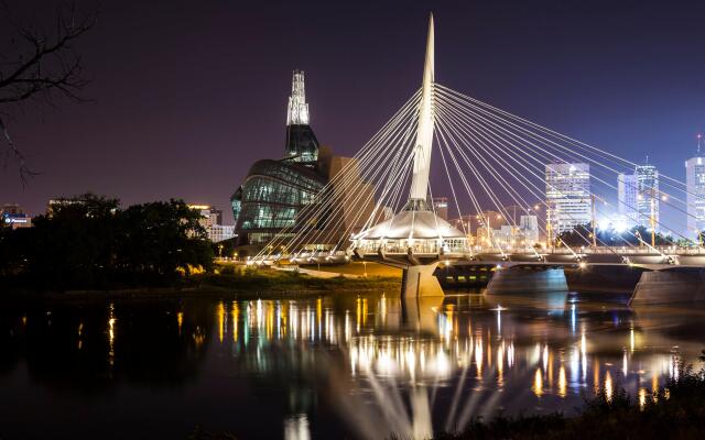 Holiday Inn Winnipeg South, an IHG Hotel