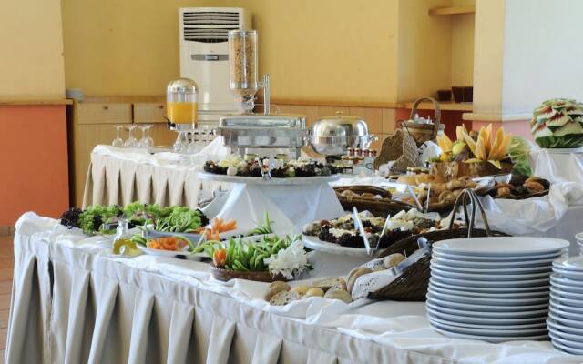 Country Lodge Bsalim