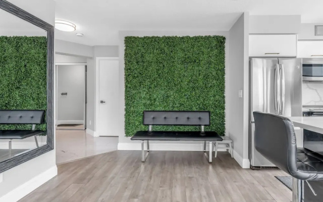 Toronto Waterfront Stay